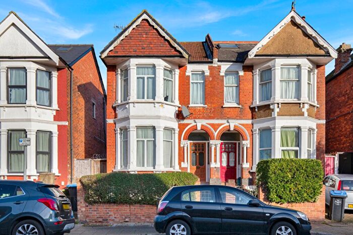 4 Bedroom Semi-Detached House For Sale In Harlesden Road, London, NW10