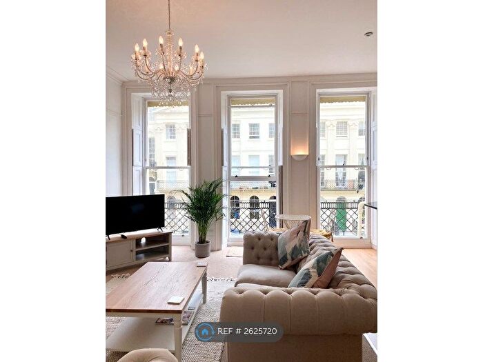 1 Bedroom Flat To Rent In Oriental Place, Brighton, BN1