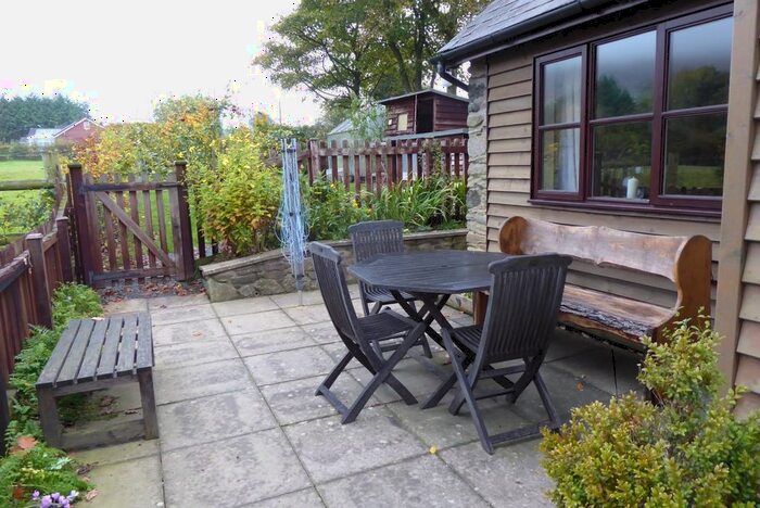 2 Bedroom Property To Rent In Weston Road, Minsterley, Shrewsbury, SY5