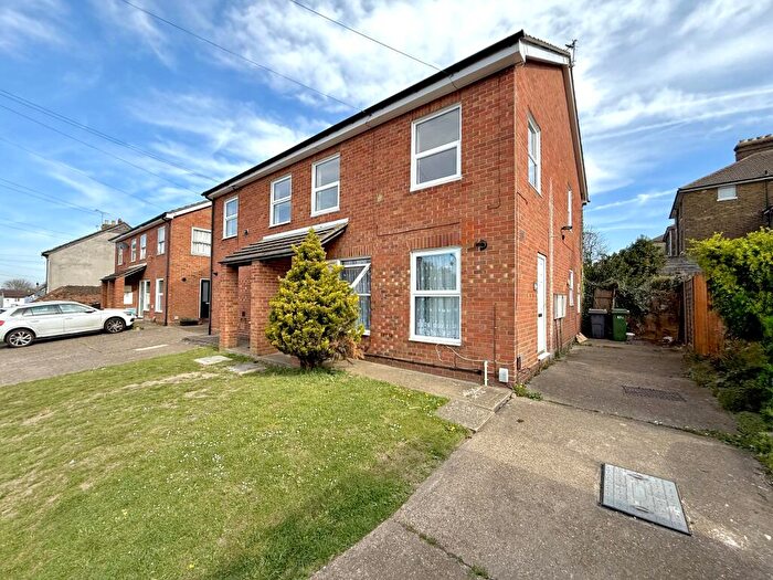 2 Bedroom Apartment To Rent In Johns Court, John Street, Maidstone, ME14