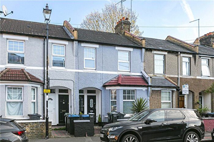 2 Bedroom Maisonette To Rent In Church Road, Croydon, CR0