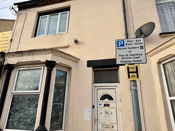 1 Bedroom Flat To Rent In King Street, Gillingham, ME7