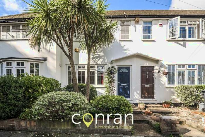 2 Bedroom Terraced House To Rent In Beverley Court, Brockley, SE4