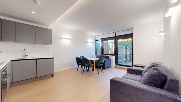 2 Bedroom Flat To Rent In New Horizons Court, Brentford, TW8