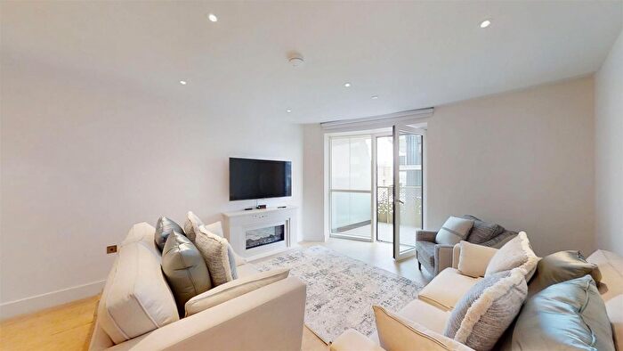 2 Bedroom Flat To Rent In Cassini Apartments, White City, London, W12