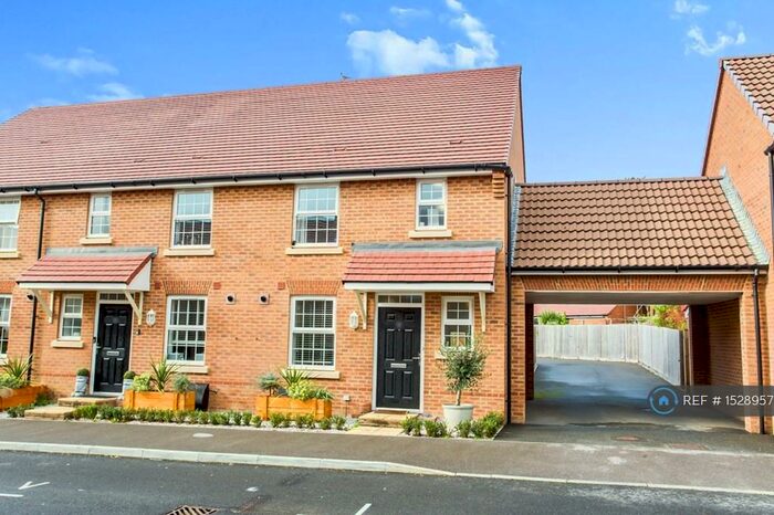 3 Bedroom End Of Terrace House To Rent In Agincourt Drive, Sarisbury Green, Southampton, SO31