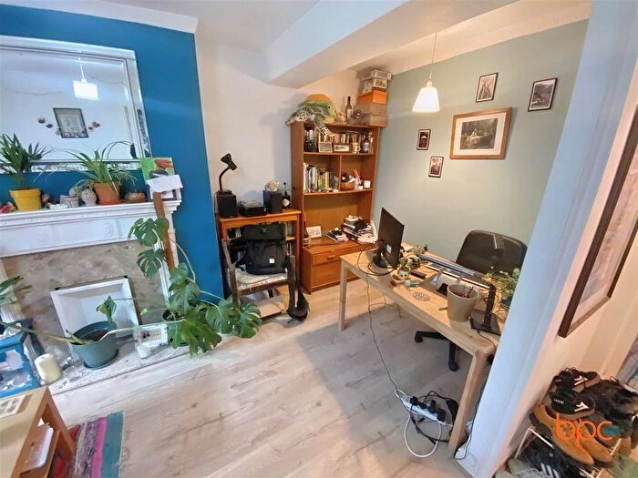 1 Bedroom Flat To Rent In B Acramans Road, Southville, BS3