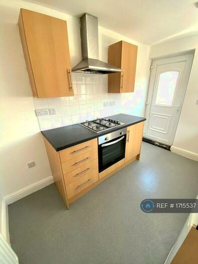 2 Bedroom Flat To Rent In Derby Street, Jarrow, NE32