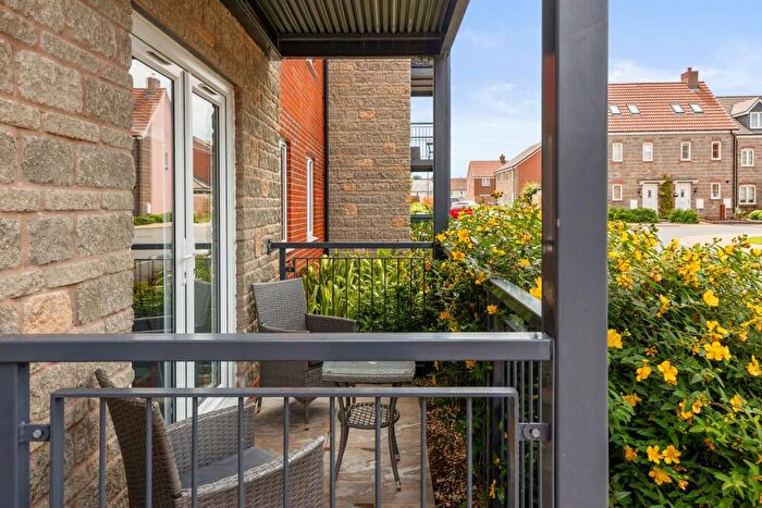 2 Bedroom Apartment For Sale In Harebell Road, Lyde Green, BS16