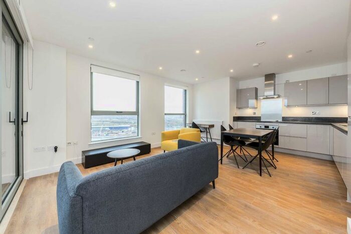 2 Bedroom Flat To Rent In Union Way, London NW10