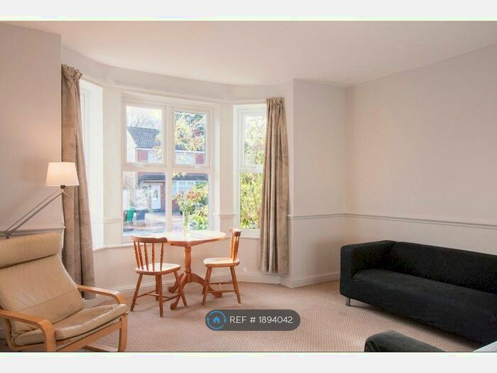 2 Bedroom Flat To Rent In Manley Road, Manchester, M16