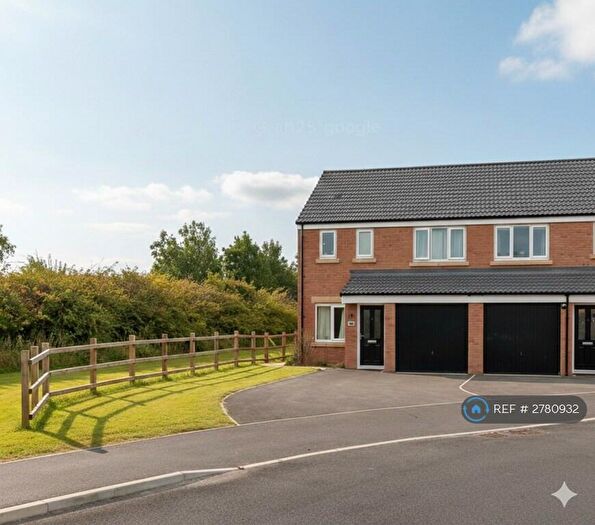 3 Bedroom Semi Detached House To Rent In Opal Street, Hasland, Chesterfield, S41