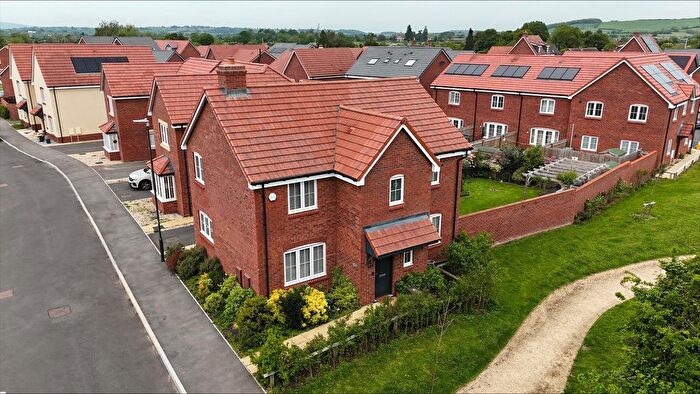 4 Bedroom Detached House For Sale In Aster Close, Twigworth, Gloucester, GL2