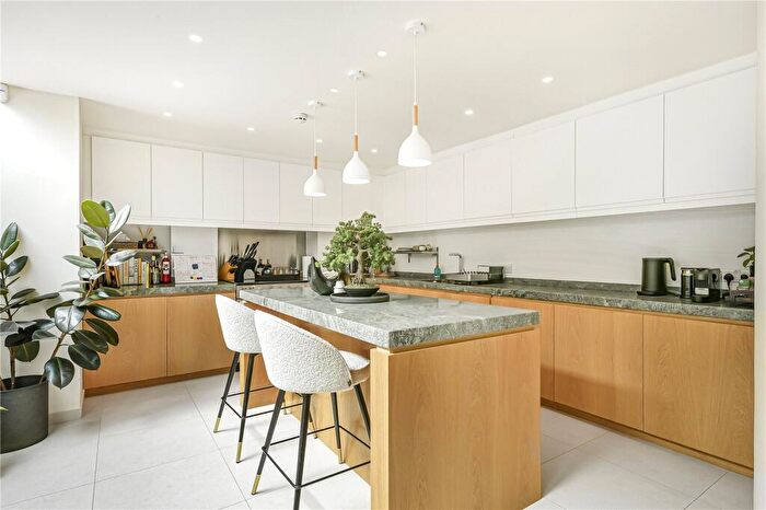 4 Bedroom House To Rent In Blenheim Road, London, NW8