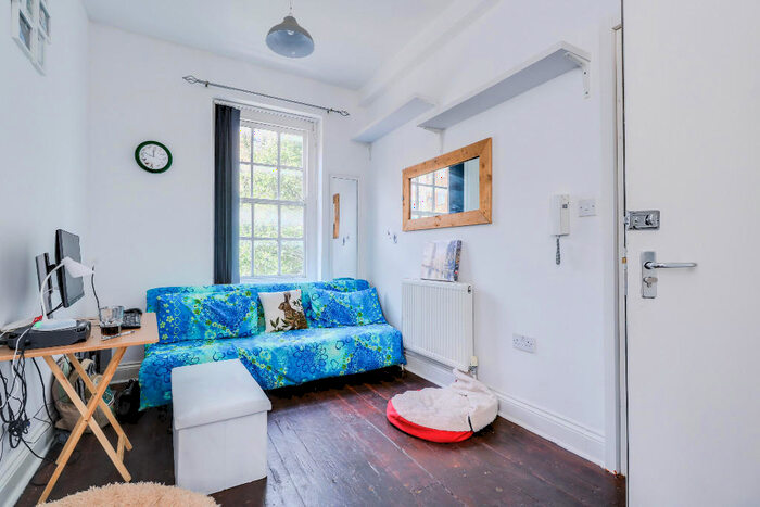 1 Bedroom Flat To Rent In Teesdale Close, London, E2