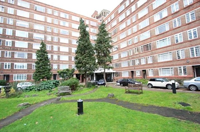 Studio To Rent In Balham High Road, Balham, SW17