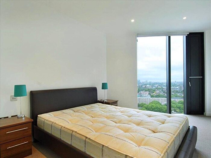 1 Bedroom Flat To Rent In Walworth Road, Elephant And Castle, London, SE1