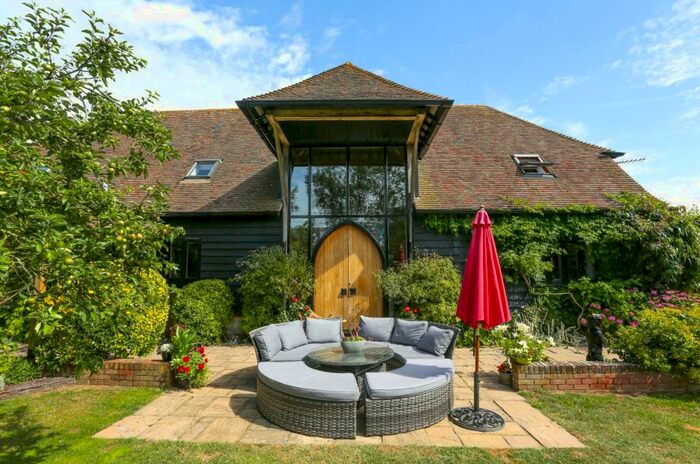 4 Bedroom Detached House For Sale In Merlin Court, Saltwood, Hythe, CT21