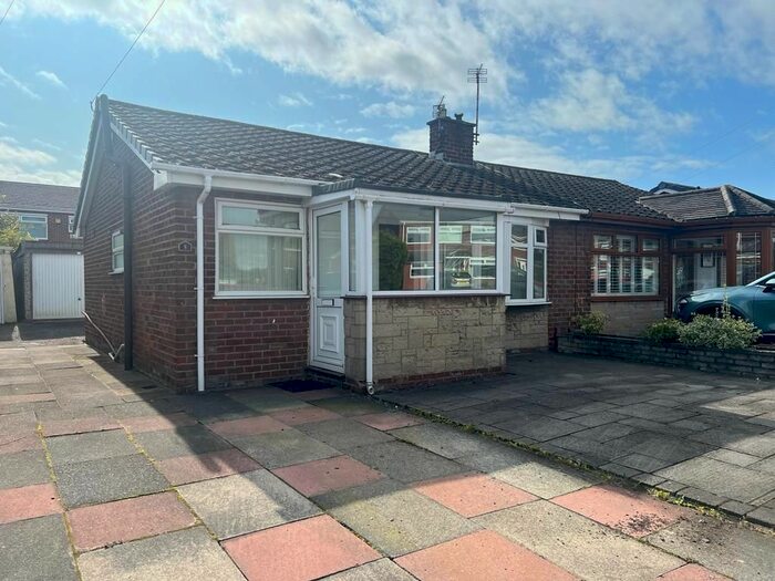 2 Bedroom Semi-Detached Bungalow To Rent In Budworth Avenue, Sutton Manor, St. Helens, WA9