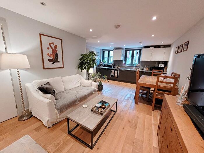 2 Bedroom Apartment To Rent In Hood Street :: Ancoats, M4