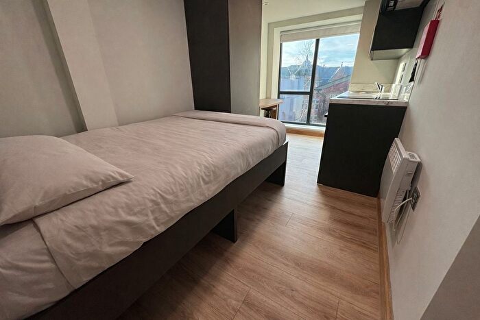 1 Bedroom Flat To Rent In Heathcoat Street, Nottingham, Nottinghamshire, NG1