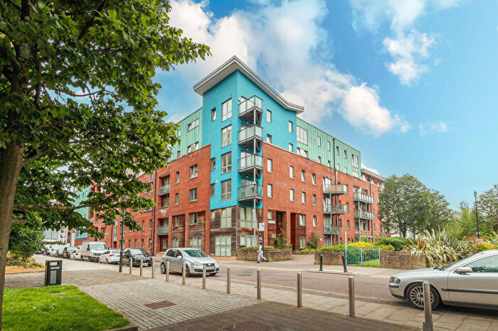 1 Bedroom Flat For Sale In Crown & Anchor House, Sweetman Place, Bristol, Bristol, BS2