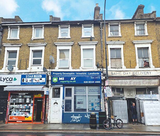 2 Bedroom Flat For Sale In (B) Lee High Road, Lewisham, SE13