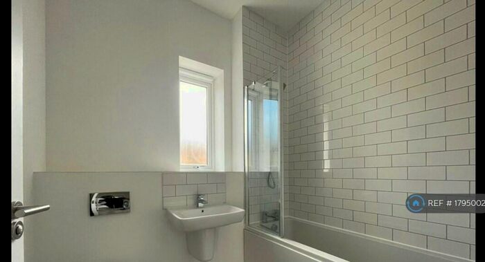 3 Bedroom Terraced House To Rent In Belgrave Village, Birmingham, B12