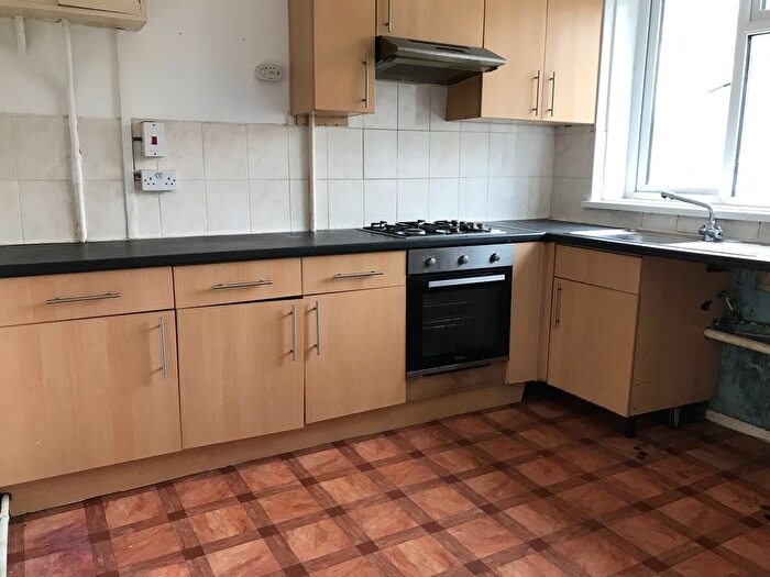 3 Bedroom Maisonette To Rent In Russell Drive, Newport, NP20
