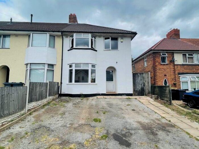 3 Bedroom Property To Rent In Hartley Road, Kingstanding, Birmingham, B44