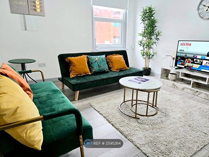 2 Bedroom Flat To Rent In Castle Street, Reading, RG1