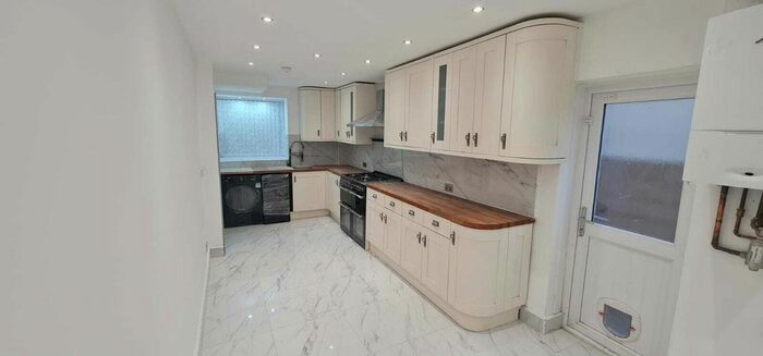 5 Bedroom Semi-Detached House To Rent In Solway Road, Manchester, M22