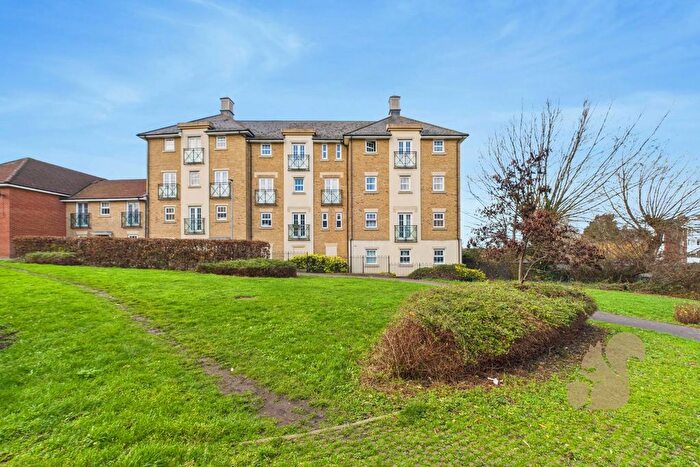 2 Bedroom Flat For Sale In Chelwater, Great Baddow, CM2