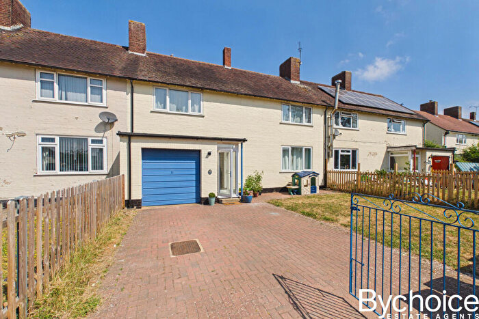 4 Bedroom Terraced House For Sale In Hawthorne Way, Stradishall, CB8