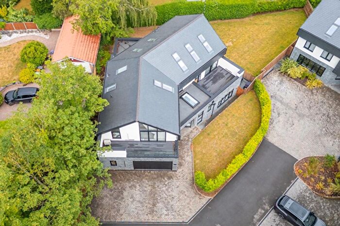 6 Bedroom Detached House For Sale In Bridle Road, Bramcote, NG9