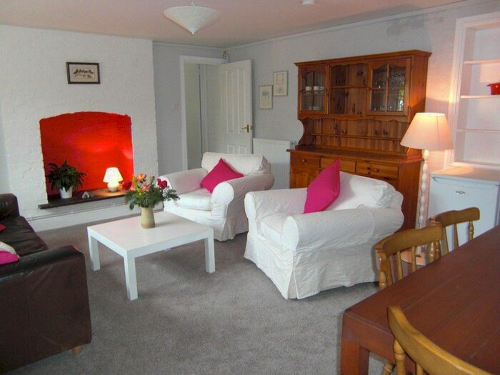 1 Bedroom Flat To Rent In Heol Y Parc, Pentyrch, Cardiff, CF15