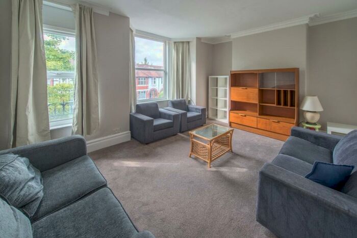 6 Bedroom Terraced House To Rent In Derby Road, Fallowfield, M14