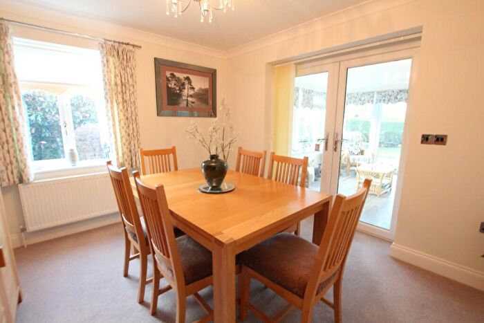 4 Bedroom Detached House For Sale In Blunham Road, Moggerhanger, MK44