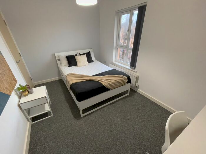 4 Bedroom Property To Rent In Thomas Winder Court, Sterling Way, Kirkdale, Liverpool, L5