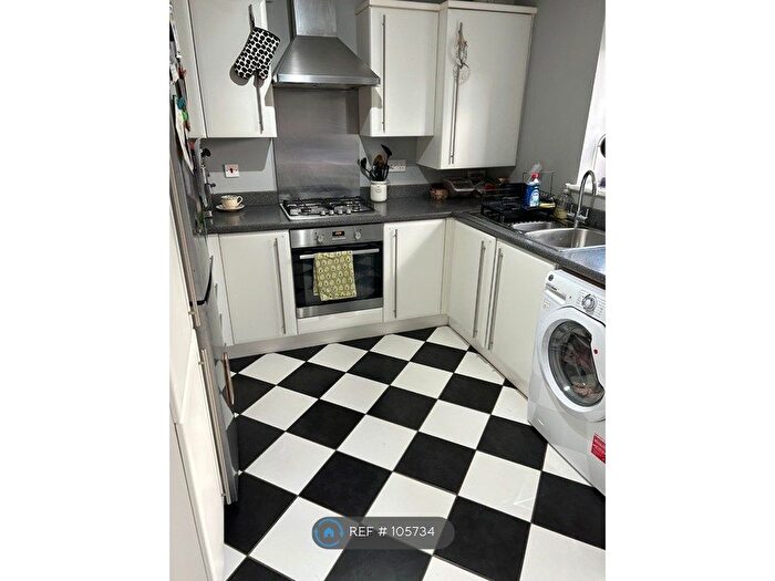 3 Bedroom Semi-Detached House To Rent In Alexandra Chase, Cramlington, NE23