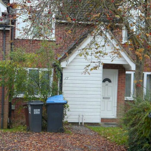 1 Bedroom Flat To Rent In Sandifield, Hatfield, AL10