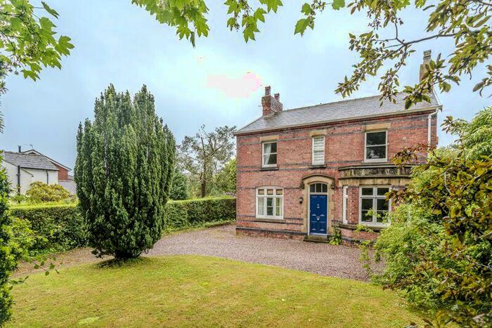 4 Bedroom Detached House For Sale In Summerwood Lane, Halsall, L39