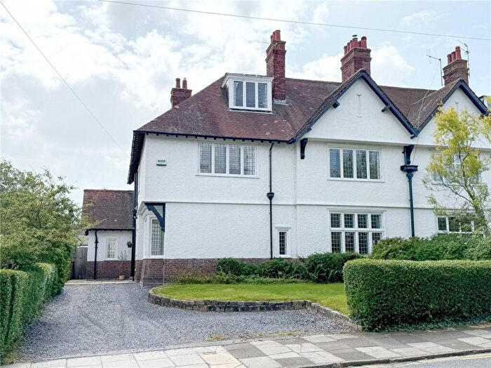 5 Bedroom Semi-Detached House For Sale In The Wiend, Bebington, Wirral, CH63