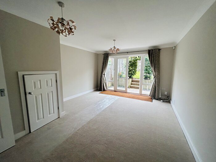 2 Bedroom House To Rent In Maritime Gate, Northfleet, DA11