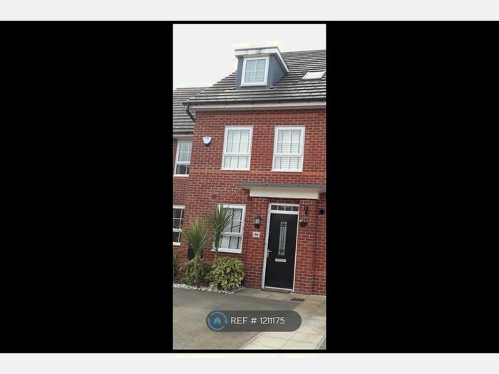 4 Bedroom Terraced House To Rent In Apple Tree Avenue, Northwich CW8