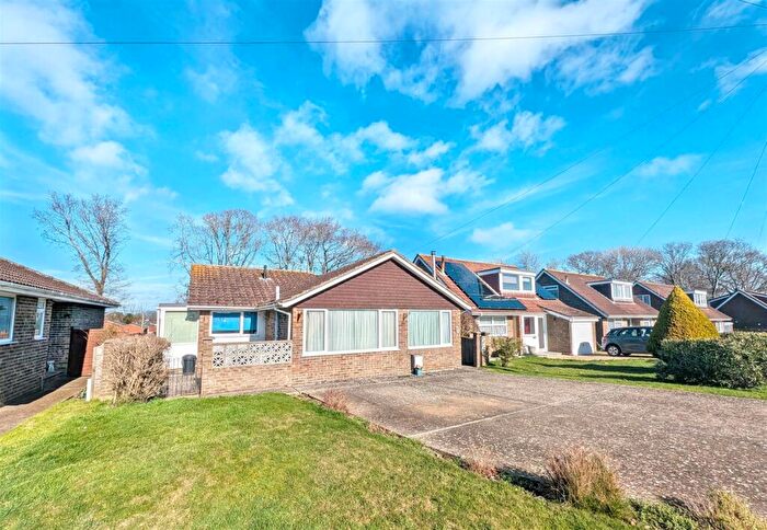 3 Bedroom Detached Bungalow For Sale In Binstead Lodge Road, Ryde, PO33
