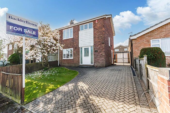 3 Bedroom Detached House For Sale In Castleton Close, Ravenshead, NG15