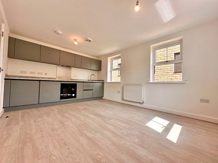 2 Bedroom Detached House To Rent In Chapel Way, Kiveton Park, Sheffield, South Yorkshire, S26