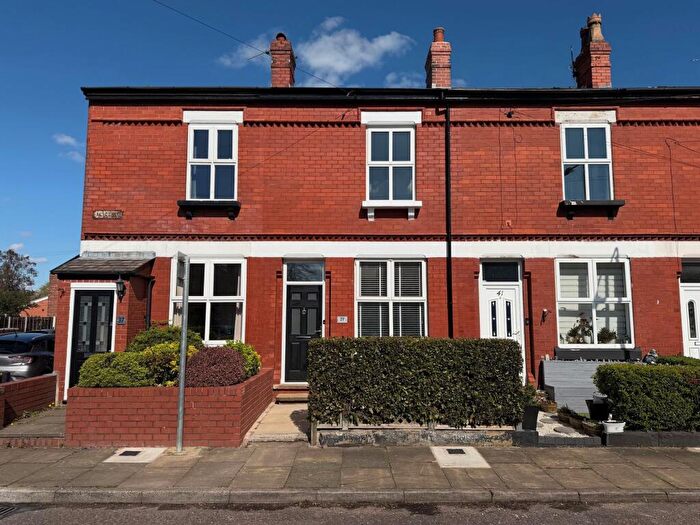 2 Bedroom Terraced House To Rent In Alice Street, Sale, M33