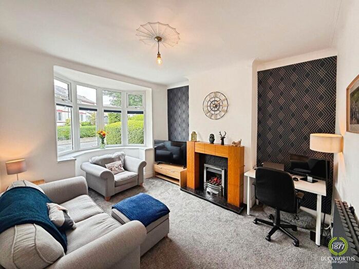 3 Bedroom Semi-Detached House For Sale In Reynolds Street, Burnley, BB11